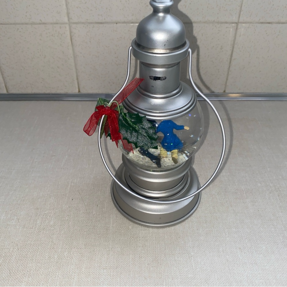 Hallmark The Polar Express Snow Globe Lantern Warner Bros Vintage